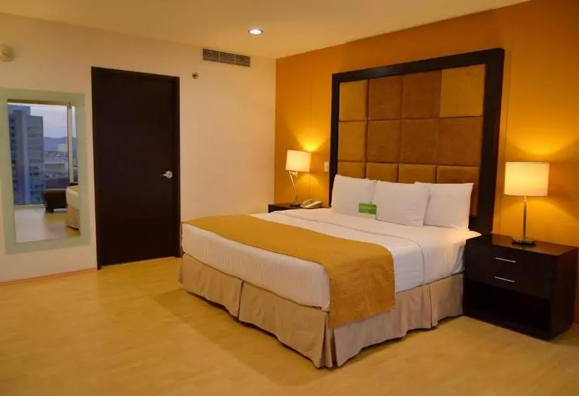 مجموعه ویستا شهر, La Quinta By Wyndham Puebla Palmas Angelopolis