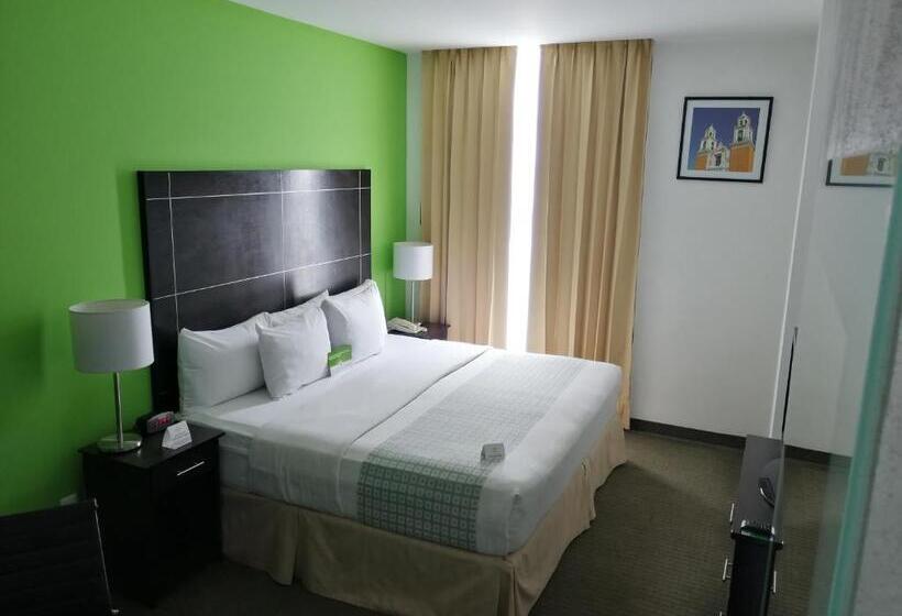 غرفة قياسية سرير كينج, La Quinta By Wyndham Puebla Palmas Angelopolis