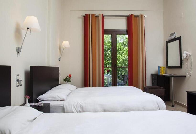 חדר דלוקס לשלושה עף נוף, Meteoritis