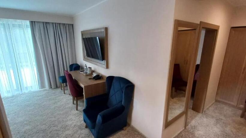 סוויטה נוף להרים, New Wolf