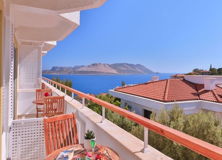 اتاق اساندارد با چشمانداز جانبی به دریا, Olea Nova