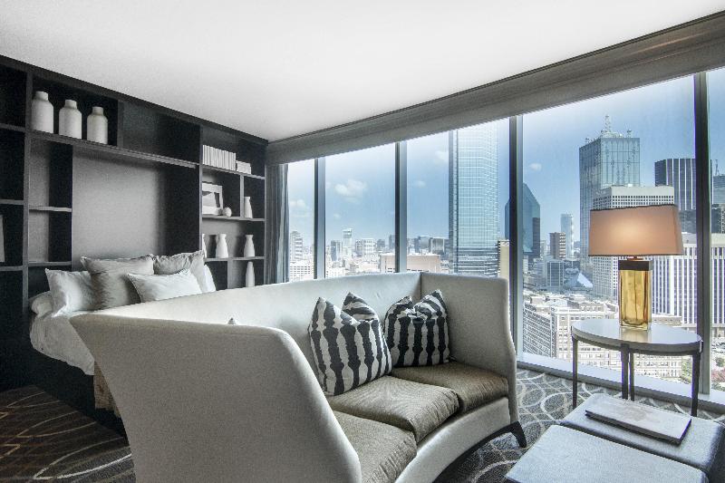 プレミアムルーム, Omni Dallas