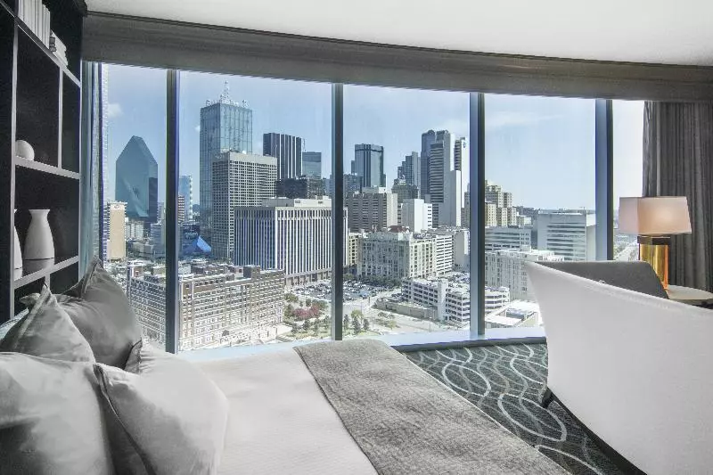 اتاق پرمیوم, Omni Dallas