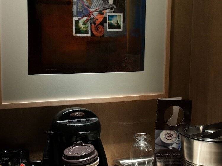 プレミアムルーム, Omni Dallas