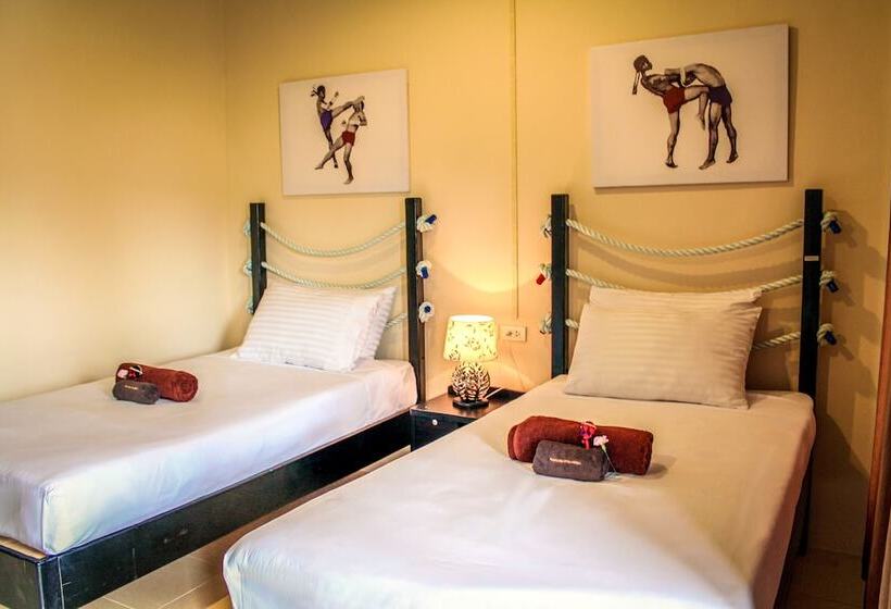 스탠다드 룸, Phuket Muay Thai House