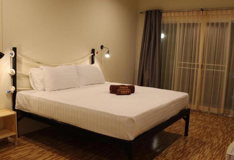 스탠다드 룸, Phuket Muay Thai House