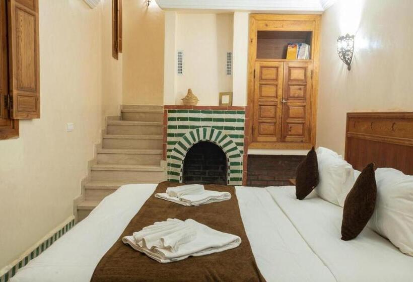 سوییت دوبلکس, Riad Xo