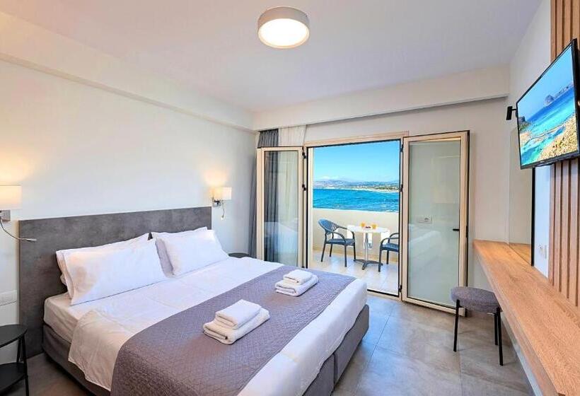 小型套房带海景, Sunlight Beach