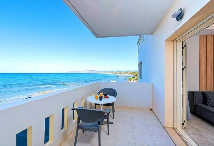 Deluxe Suite Sea View, Sunlight Beach
