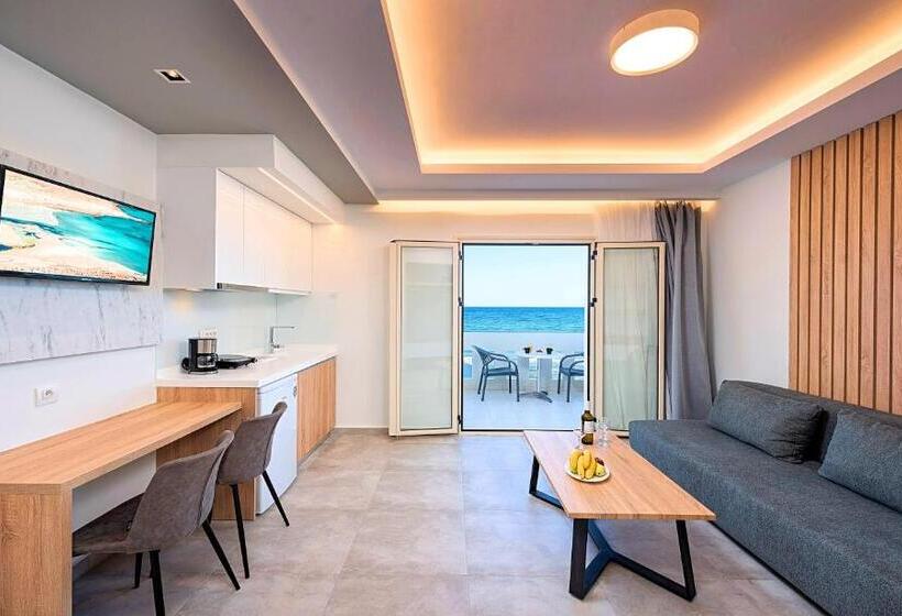 带海景的复工套房, Sunlight Beach