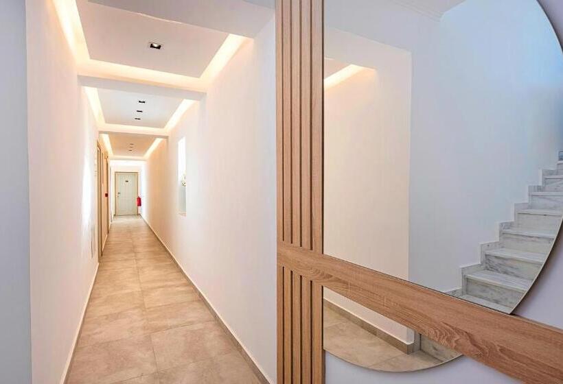 小型豪华套房, Sunlight Beach