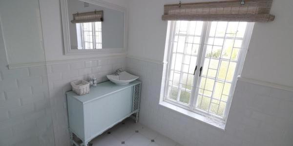 اتاق لوکس با تخت بزرگ, Cumberland House