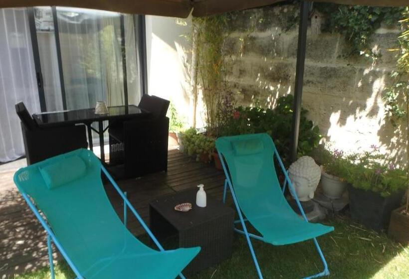 标准房带园景, Le Cosy Cabarieu