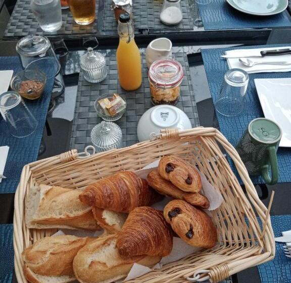 标准房带园景, Le Cosy Cabarieu