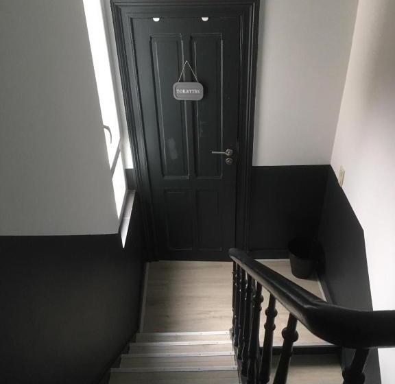 스탠다드 싱글 룸 공동욕실, Leonard Room