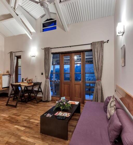 اتاق سوپریور, Club Mahindra Danish Villa  Ooty