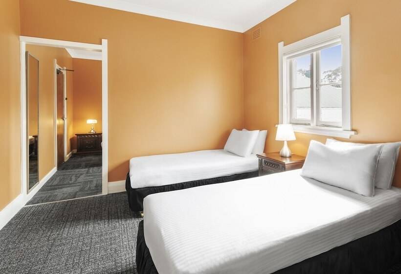 اتاق خانوادگی, Blue & Cottages Katoomba