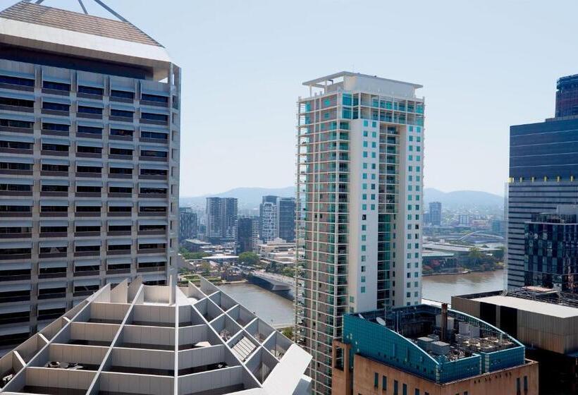 דירה בת חדר שינה 1 עם מרפסת, Mantra On Mary