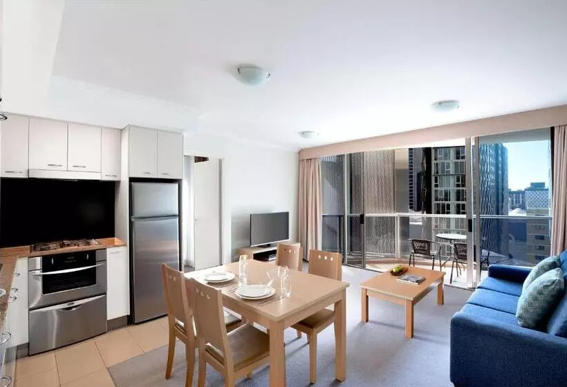 Family flat with balcony, Mantra On Mary