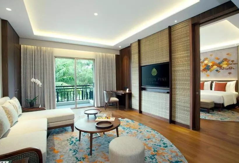 Suite with Terrace, Mason Pine Hotel Bandung