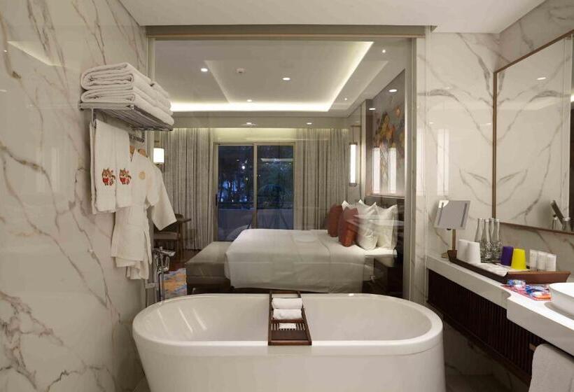 패밀리 스위트, Mason Pine Hotel Bandung