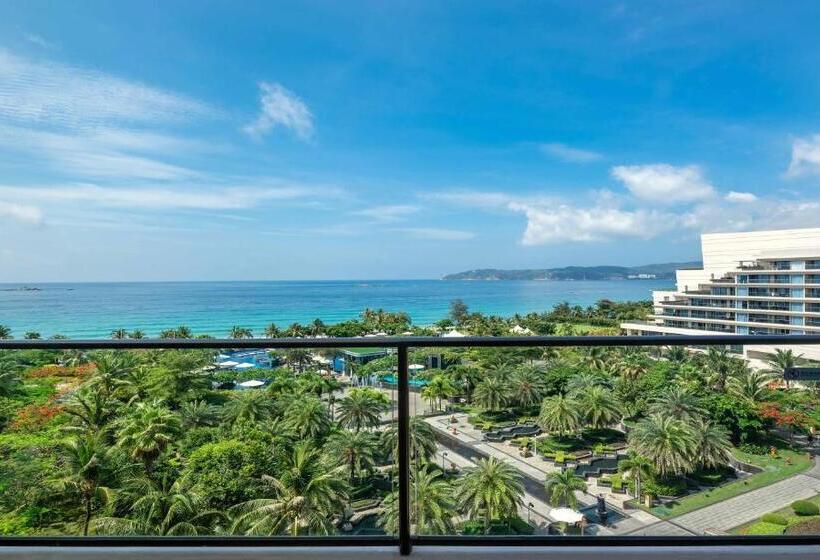 Номер Deluxe Вид на Море с Балконом, Mgm Grand Sanya