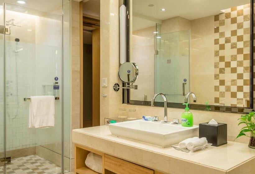 Номер Deluxe, Panyu