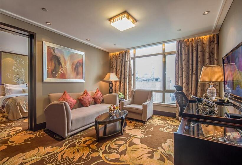 Президентский Люкс, Panyu