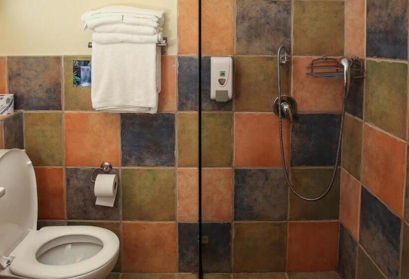 Perhehuone, Shaar Hagolan Kibbutz Country Lodging
