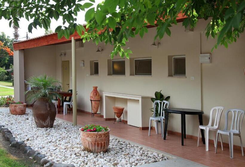 Huoneisto 1 Makuuhuone Puutarhanäkymä, Shaar Hagolan Kibbutz Country Lodging