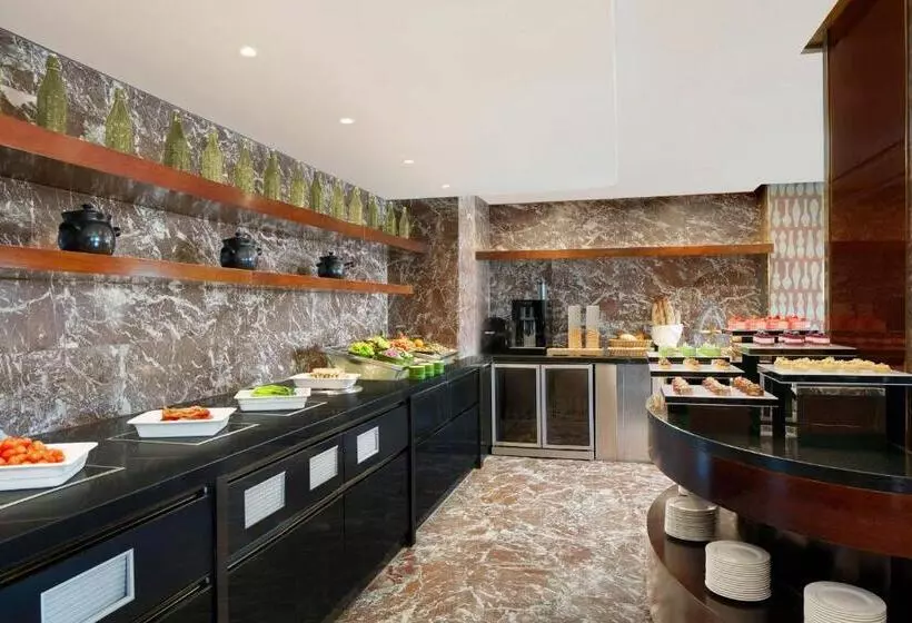 キングサイズベッドのエクゼクティブルーム, Sheraton Xi An North City