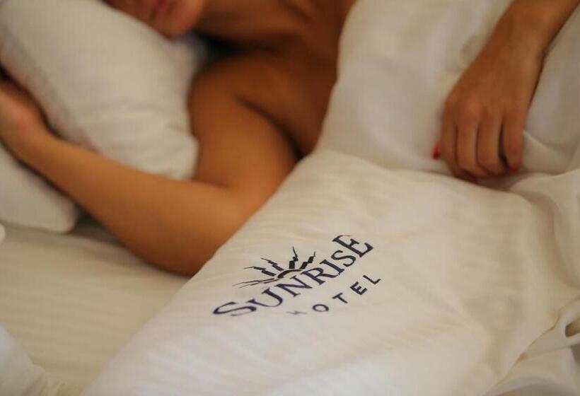 Standardzimmer mit Whirlpool, Sunrise