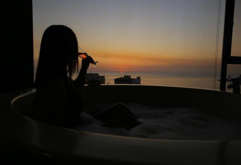 Junior Suite mit Hydromassage, Sunrise