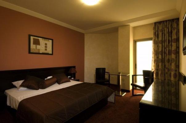 Standardzimmer mit Whirlpool, Sunrise