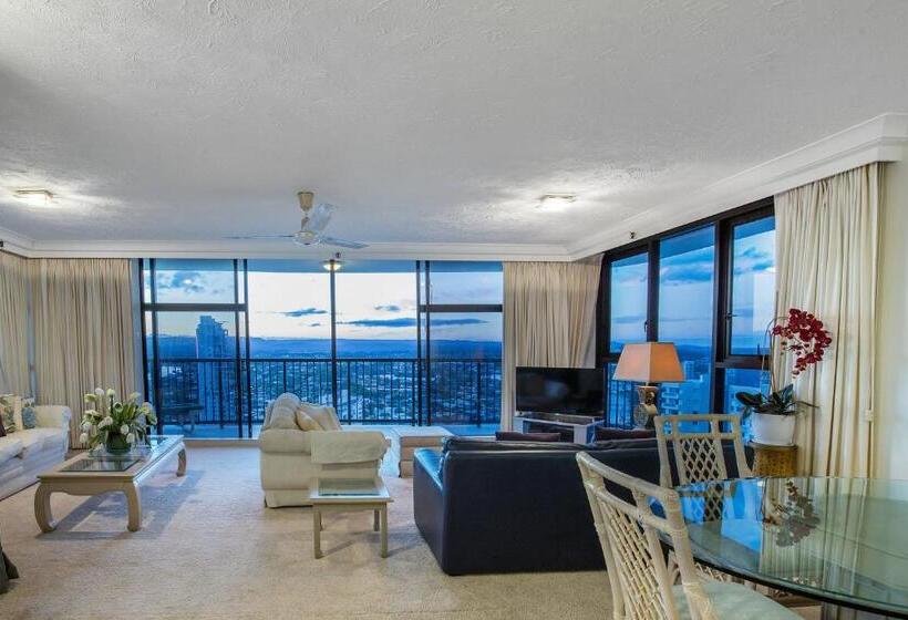 Апартаменты 2 Спальни, Surfers Aquarius On The Beach