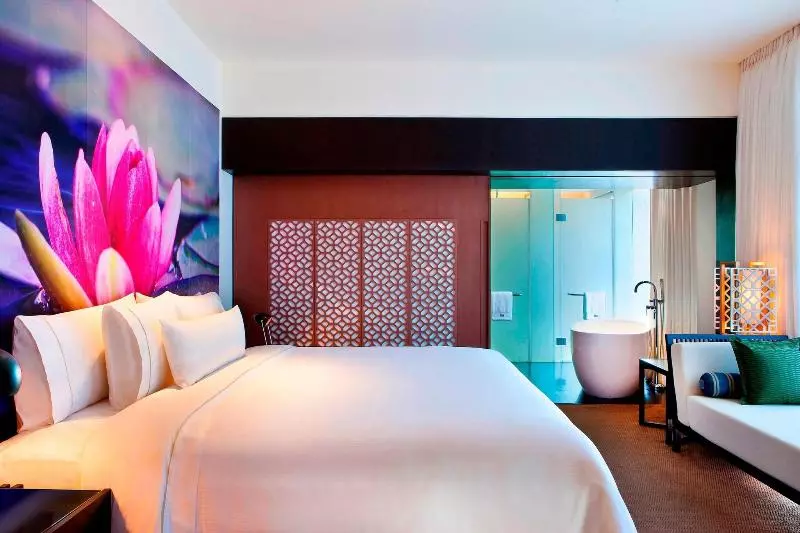 キングサイズベッドのデラックススイート, The Westin Hyderabad Mindspace