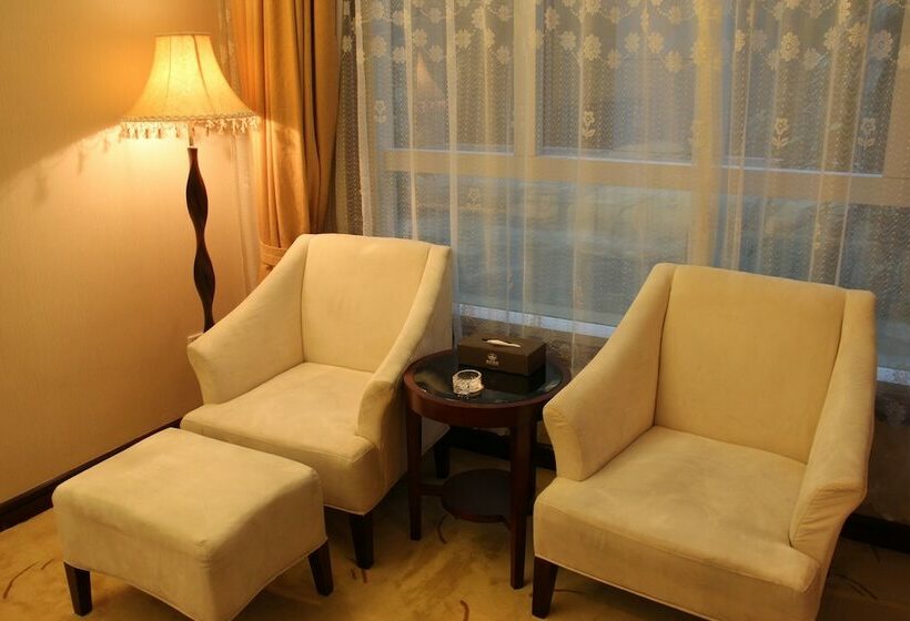 Номер Deluxe, Yifeng