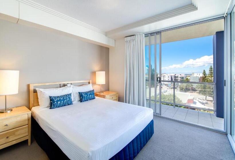 דירת שלושה חדרים, Pumicestone Blue