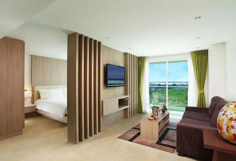 ファミリーステューディオ, Centara Pattaya