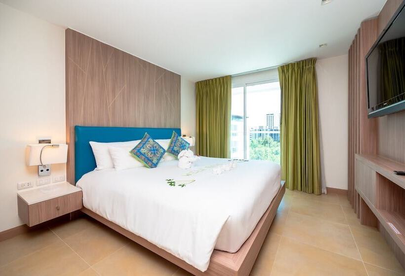 디럭스 룸, Centara Pattaya