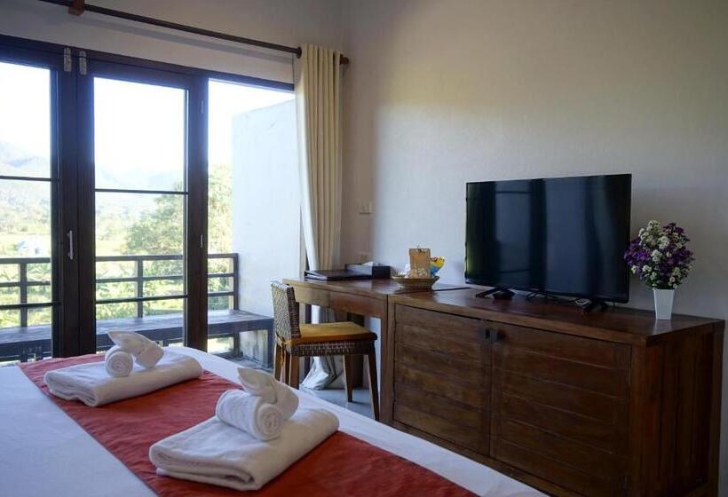 디럭스 룸, Yoma Hotel, Pai