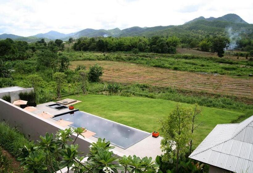 디럭스 룸 산전망, Yoma Hotel, Pai