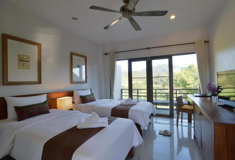 디럭스 룸 산전망, Yoma Hotel, Pai