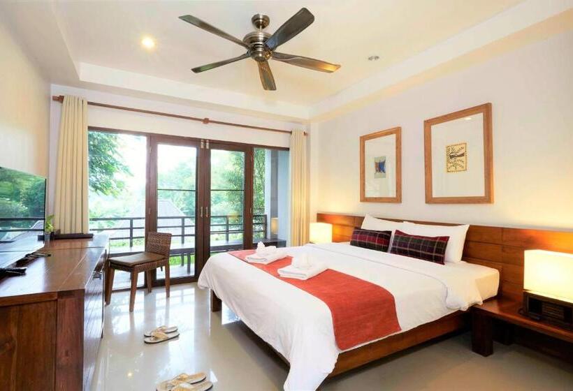 Номер Deluxe, Yoma Hotel, Pai