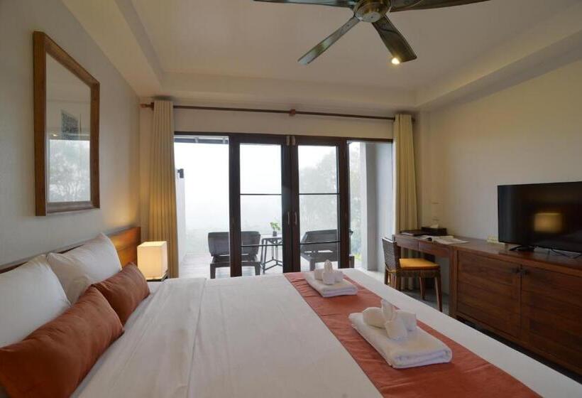 Номер Deluxe, Yoma Hotel, Pai