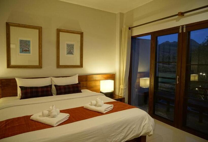 Номер Deluxe Вид на Горы, Yoma Hotel, Pai