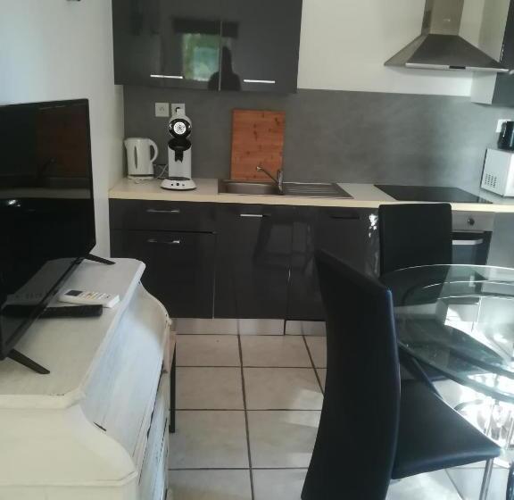 Suite Widok Ogród, Au Pays Du Ventoux