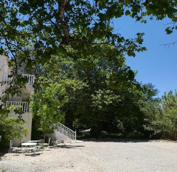 Apartament Rodzinny, Au Pays Du Ventoux