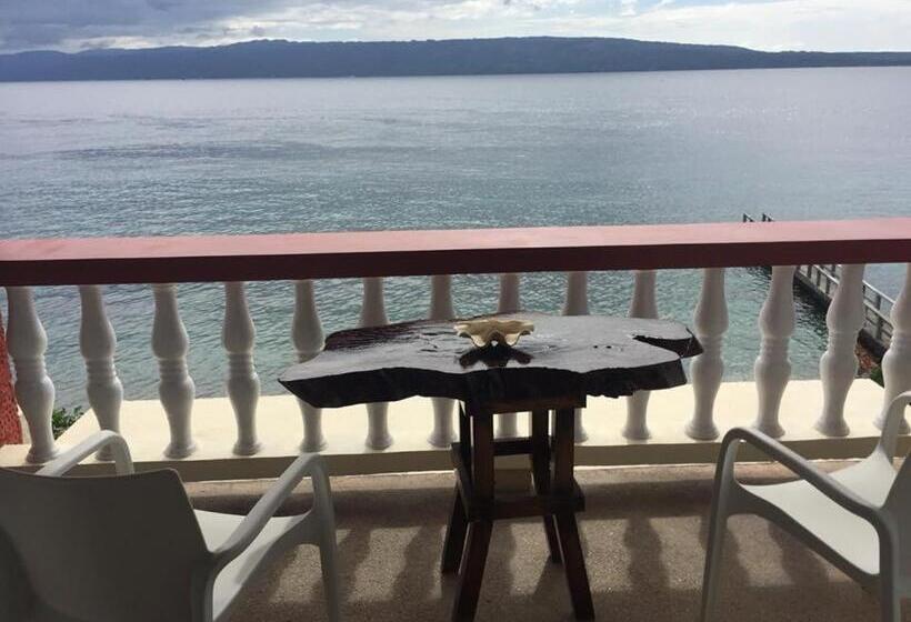 اتاق استاندارد با بالکن و چشمانداز دریا, Wuthering Heights Bed & Breakfast By The Sea