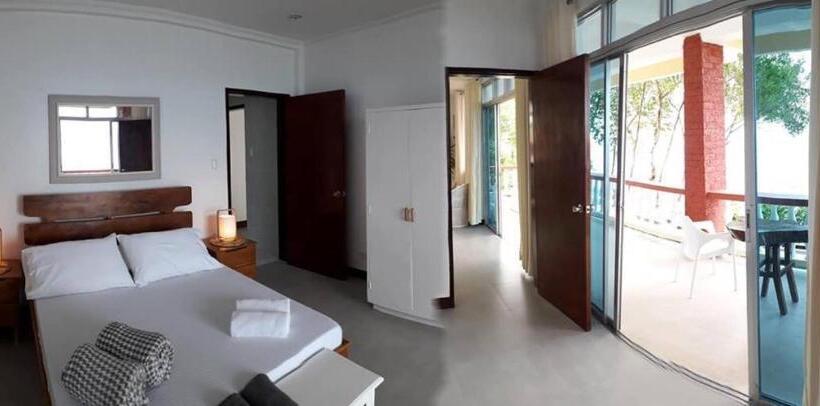 سوییت با چشمانداز دریا, Wuthering Heights Bed & Breakfast By The Sea